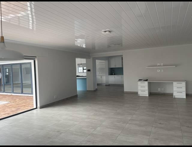 5 BEDROOM HOUSE FOR SALE IN MYBURGH PARK